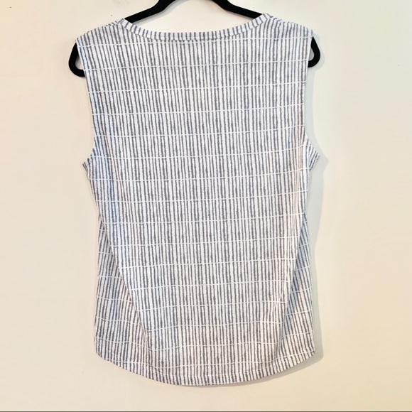 ATHLETA Breezy Scoop Muscle Tank White & Gray - Picture 5 of 7